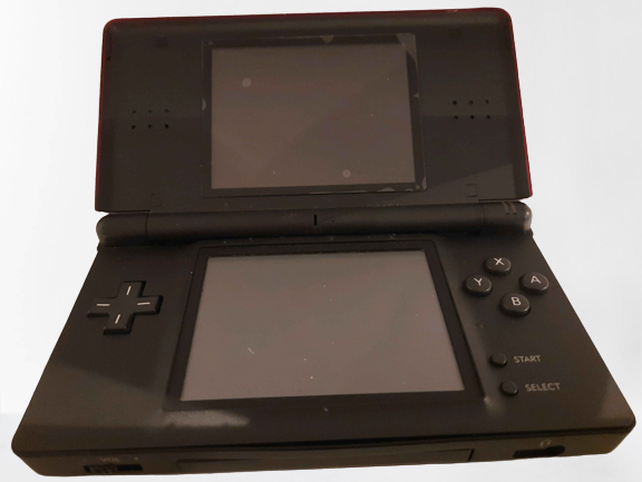 Nintendo DS lite zepředu