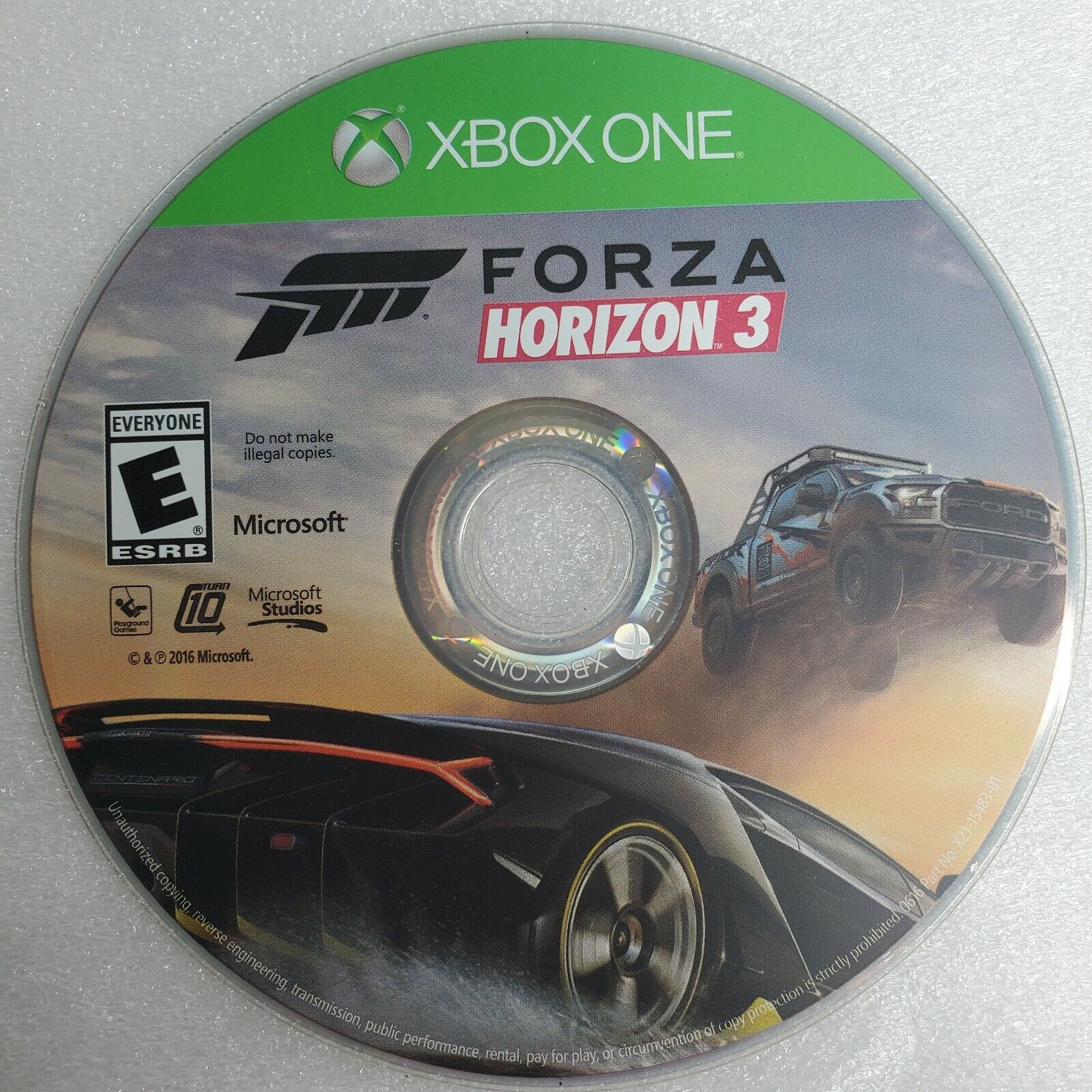 herní disk s hrou Forza Horizon 3 pro Xbox One