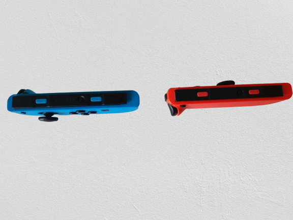 Nintendo Switch kolejnice s tlačítky a indikátory